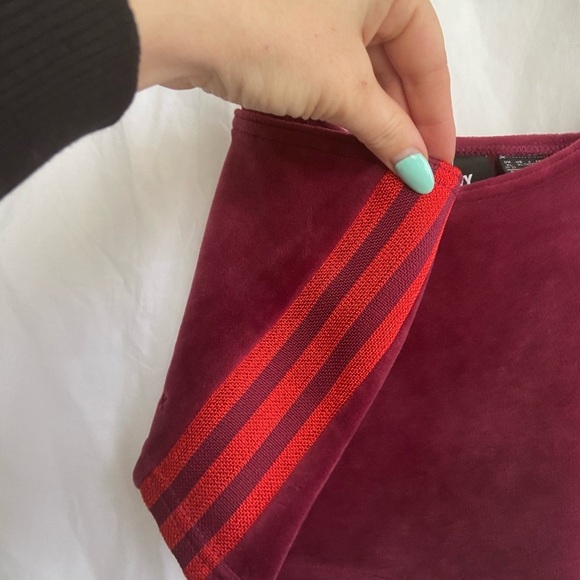 Adidas x Ivy Park Velour Crop Top/ Bralette Size XL - Picture 7 of 13